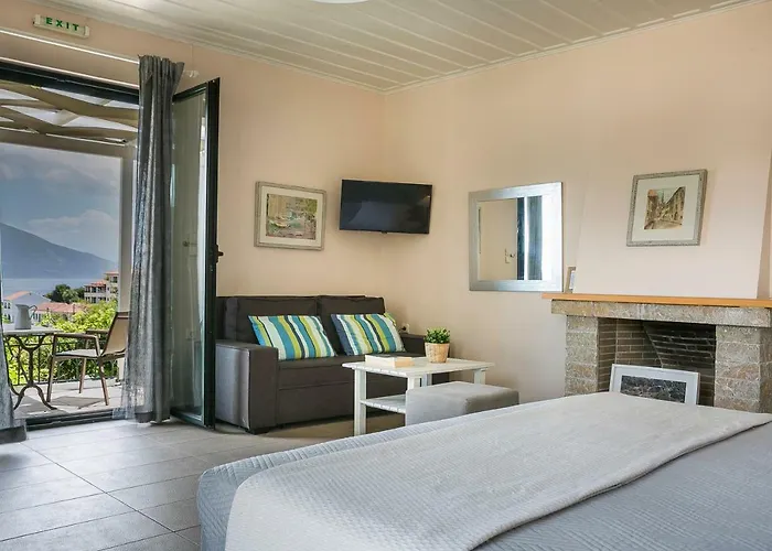 Martini Waterfront Suites