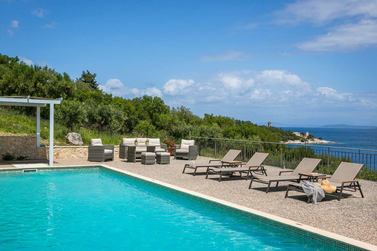 Martini Waterfront Tatil Evi *